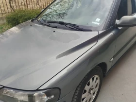 Volvo V70 - 2450 € / 4791.78 лв. - 36452597 2