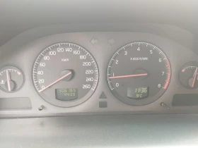 Volvo V70 - 2450 € / 4791.78 лв. - 36452597 7