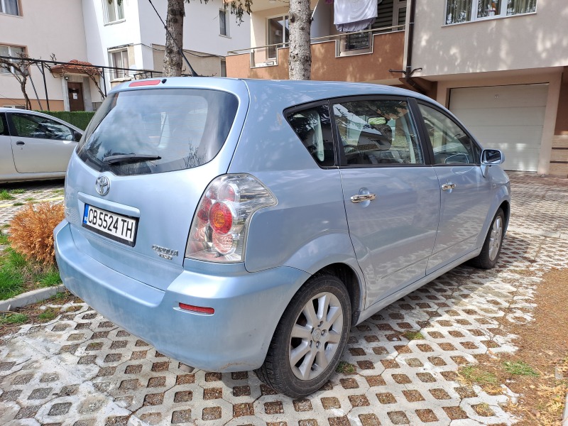 Toyota Corolla verso, снимка 4 - Автомобили и джипове - 45924981