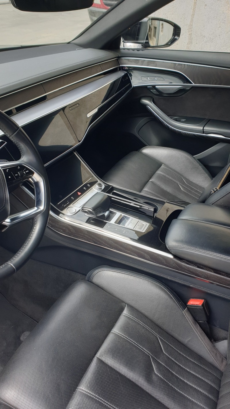 Audi A8 TFSI 55, снимка 3 - Автомобили и джипове - 46037039