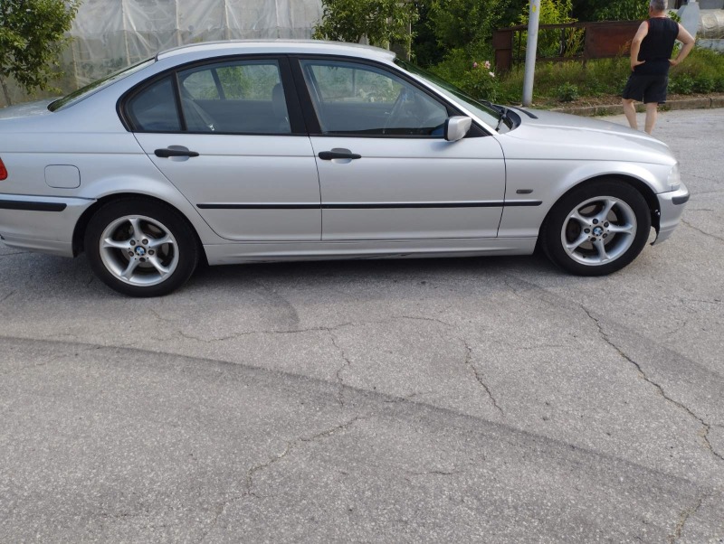 BMW 318 E46, снимка 5 - Автомобили и джипове - 46450462