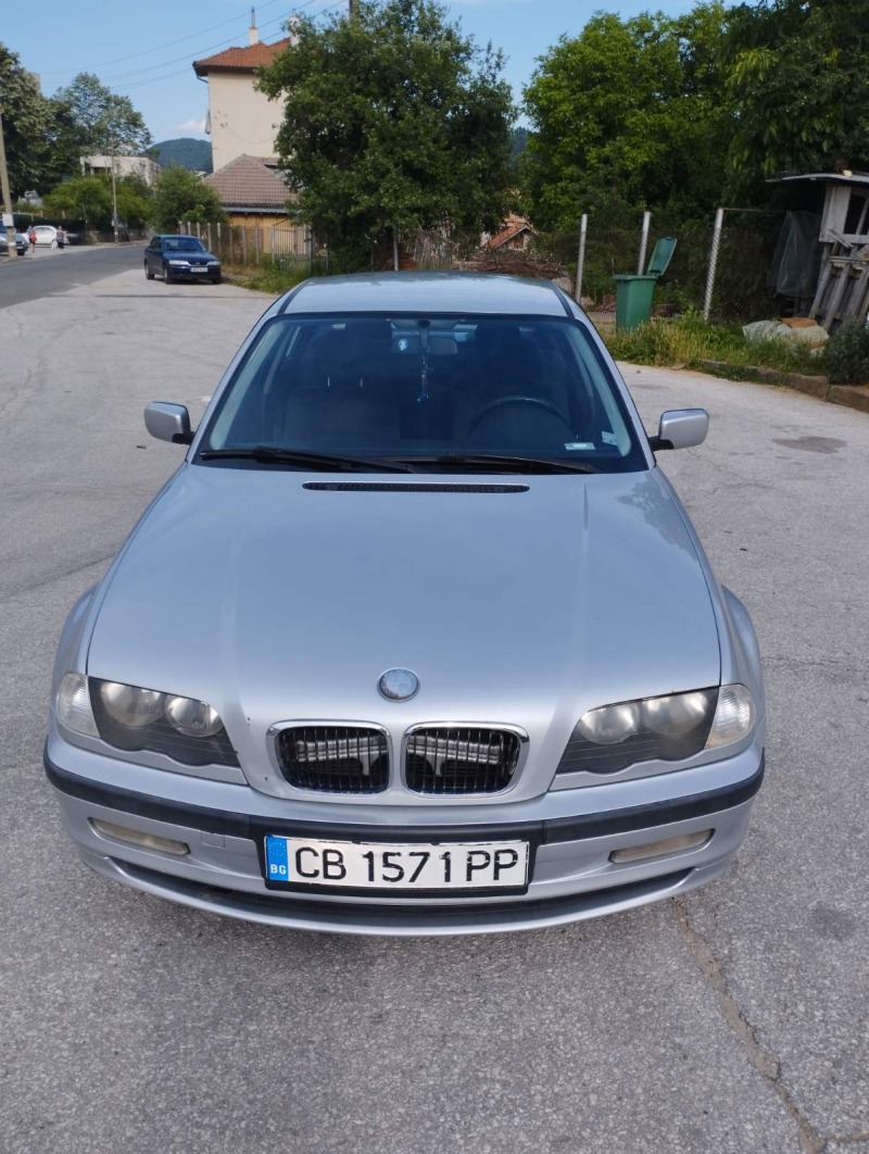 BMW 318 E46, снимка 1 - Автомобили и джипове - 46450462