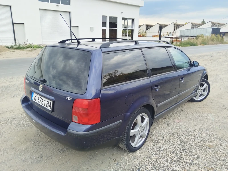 VW Passat 1.9 TDI 115k, снимка 5 - Автомобили и джипове - 47396710