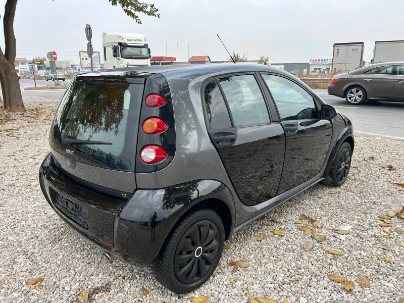 Smart Forfour 1.3 i, снимка 6 - Автомобили и джипове - 47777762