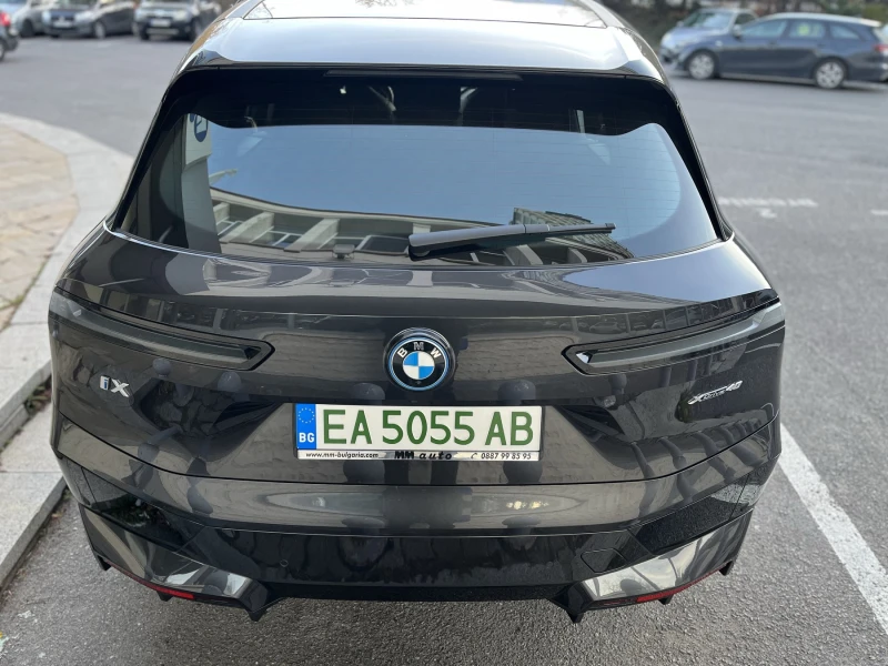 BMW iX 40 xDrive , снимка 4 - Автомобили и джипове - 48129723