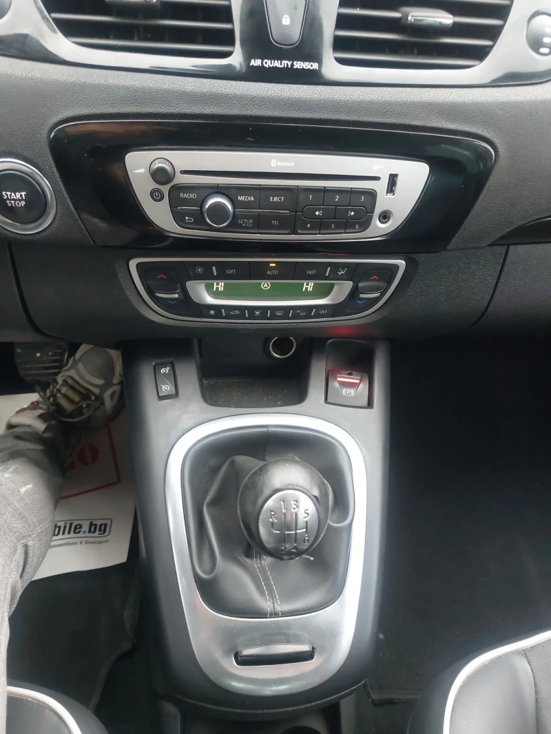 Renault Grand scenic Еxluziv Navi , снимка 7 - Автомобили и джипове - 48257063