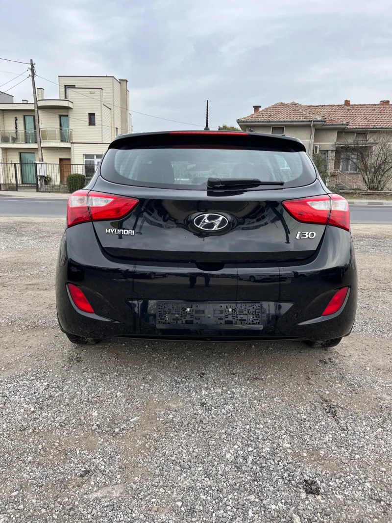 Hyundai I30 1.4 i, снимка 2 - Автомобили и джипове - 49467850