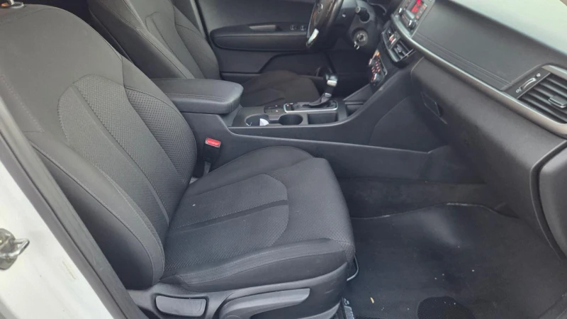 Kia Optima LX * CARFAX* * AвтоКредит* (ЦЕНА ДО БГ), снимка 9 - Автомобили и джипове - 52626989