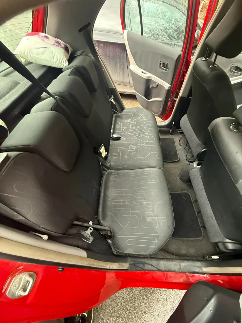 Toyota Yaris 1.0 VVT-I/KLIMA, снимка 8 - Автомобили и джипове - 53394551