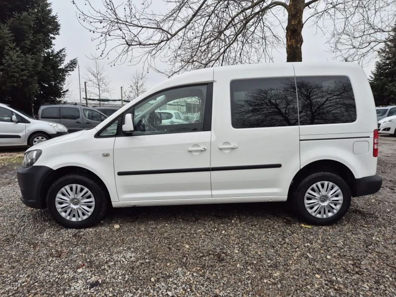 VW Caddy 1.6tdi+ live, снимка 4 - Автомобили и джипове - 53397414