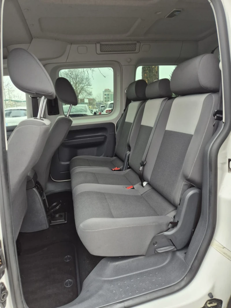 VW Caddy 1.6tdi+ live, снимка 9 - Автомобили и джипове - 53397414