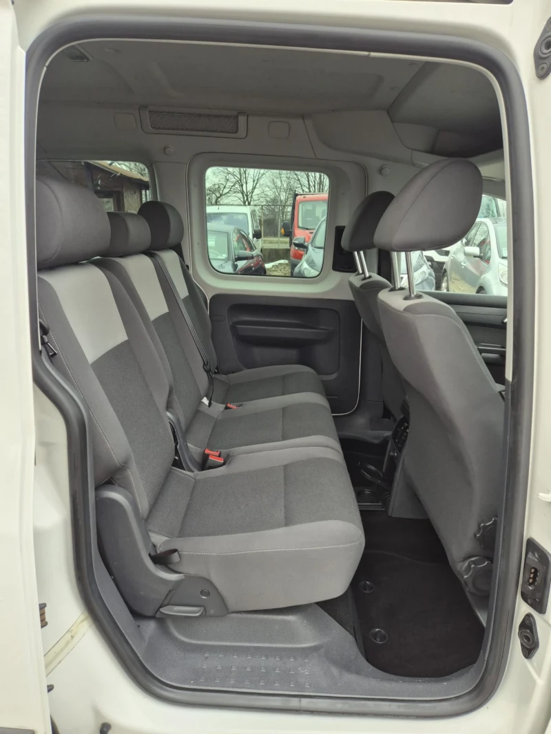 VW Caddy 1.6tdi+ live, снимка 8 - Автомобили и джипове - 53397414