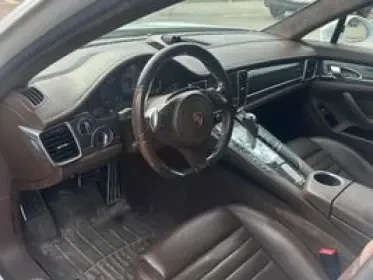 Porsche Panamera GTS CARFAX АВТО КРЕДИТ  | Mobile.bg — изображение 6
