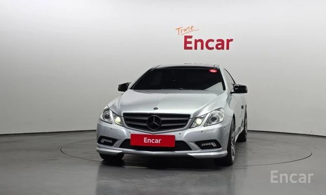 Mercedes-Benz E 350 E-Class E350 Coupe, снимка 6 - Автомобили и джипове - 54176461