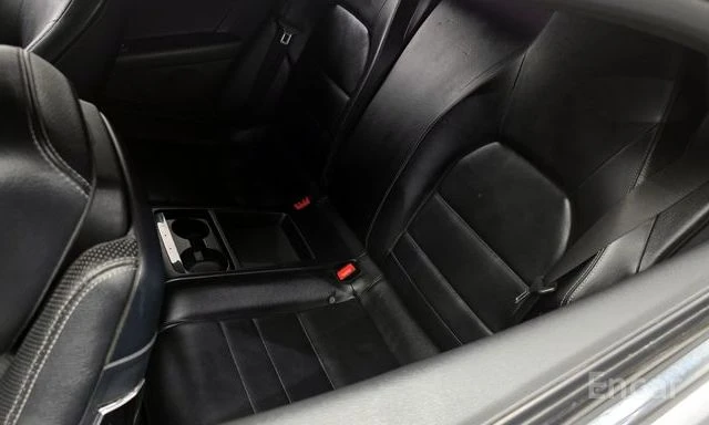 Mercedes-Benz E 350 E-Class E350 Coupe, снимка 17 - Автомобили и джипове - 54176461