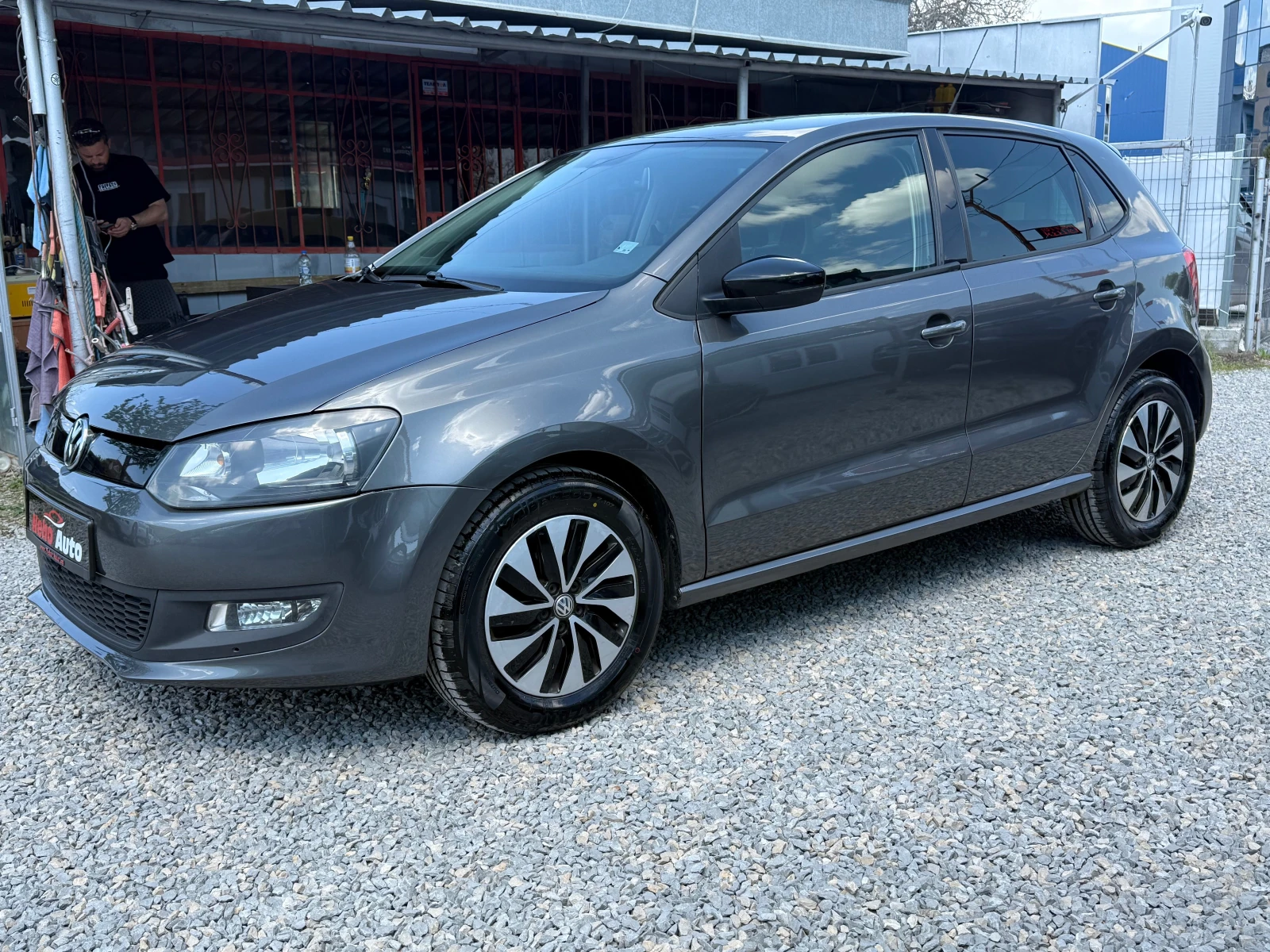 VW Polo 1.6TDI - изображение 7