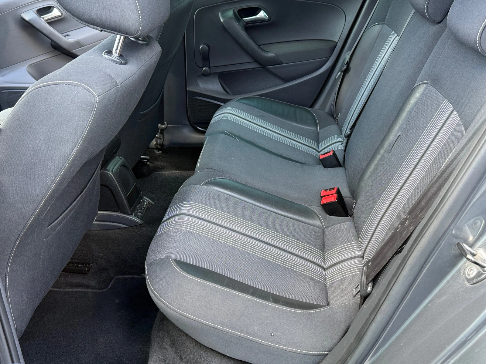 VW Polo 1.6TDI - изображение 10