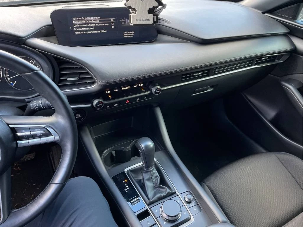 Mazda 3 * GS Auto i ACTIV AWD * CARFAX * БЕЗ ПЪРВОНАЧАЛНА  - изображение 9