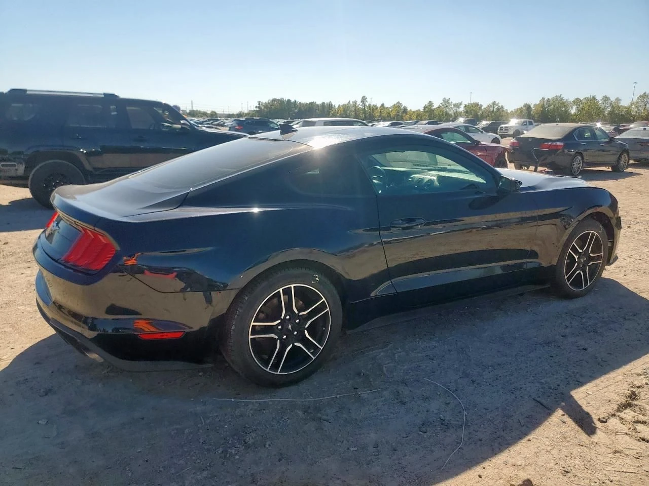 Ford Mustang  - изображение 3