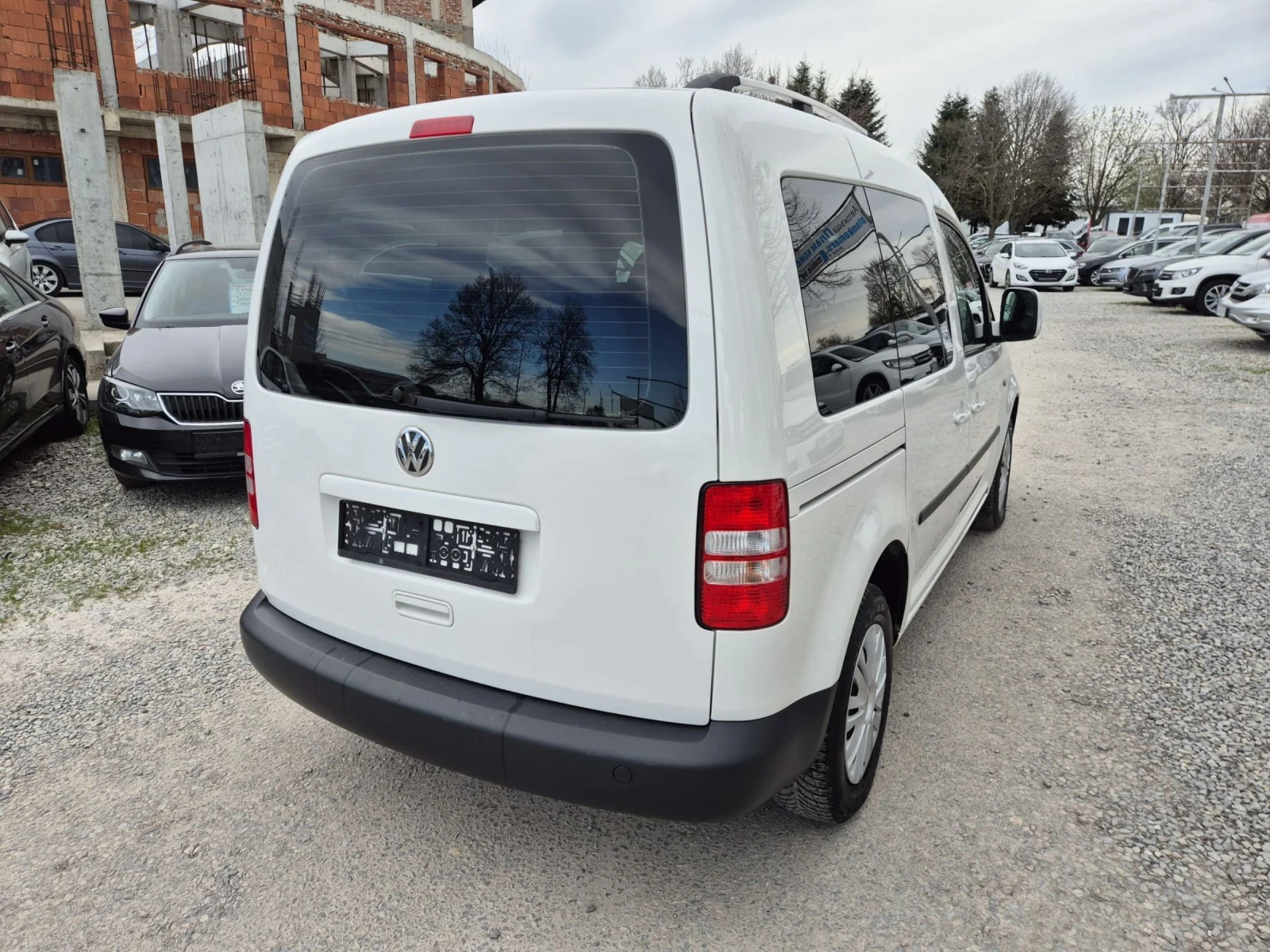 VW Caddy 1.6tdi+ live | Mobile.bg � ����������� 6