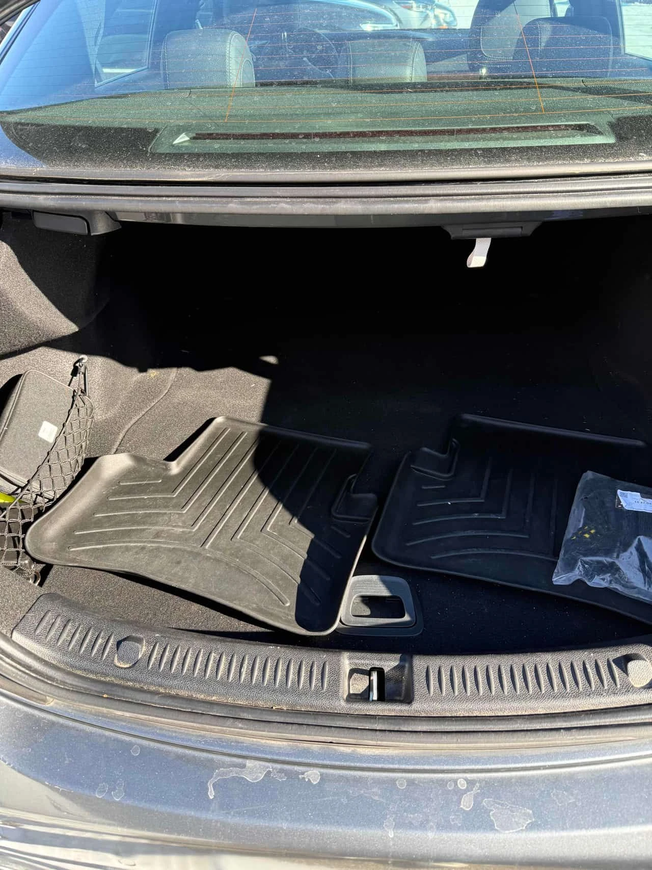 Mercedes-Benz E 350 CARFAX/HUD/360 CAM/DIS/BURMESTER/ОБДУХВАНЕ, снимка 12 - Автомобили и джипове - 53730994