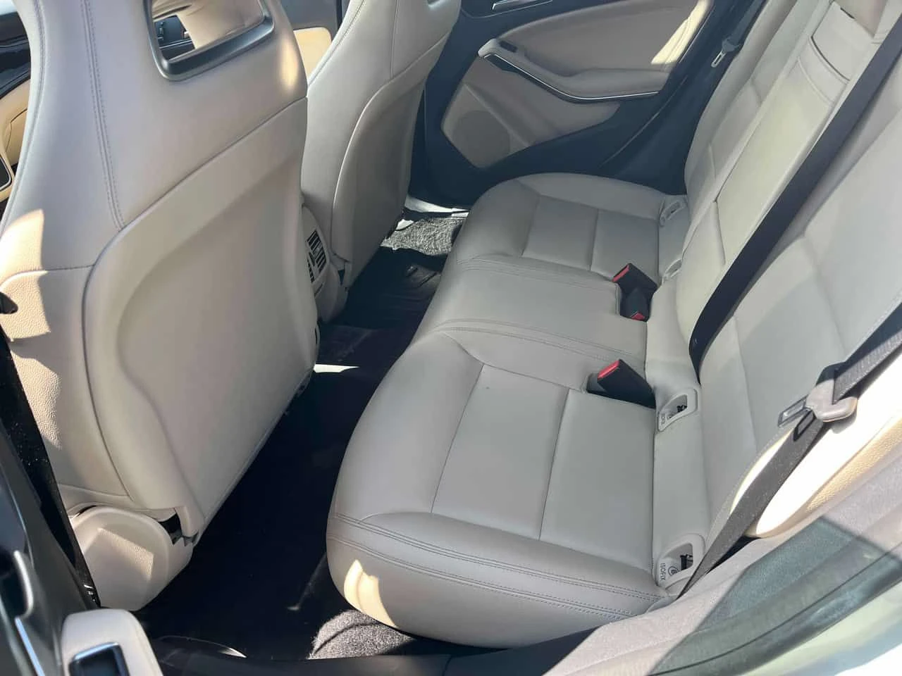 Mercedes-Benz CLA 250 * CARFAX * АМГ ПАКЕТ * ПАНОРАМА, снимка 10 - Автомобили и джипове - 53907313