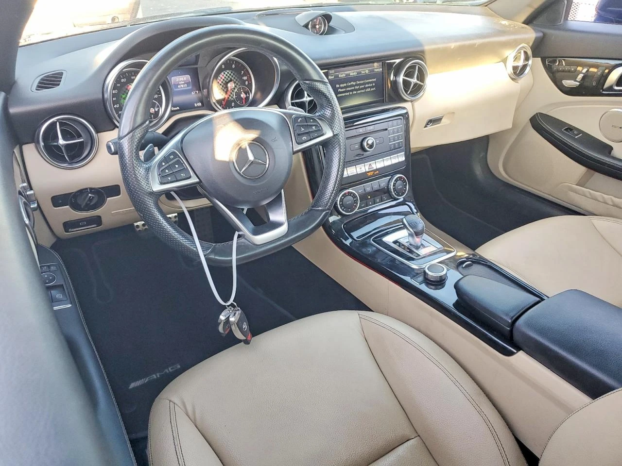 Mercedes-Benz SLC 2.0l 300, снимка 8 - Автомобили и джипове - 53939764