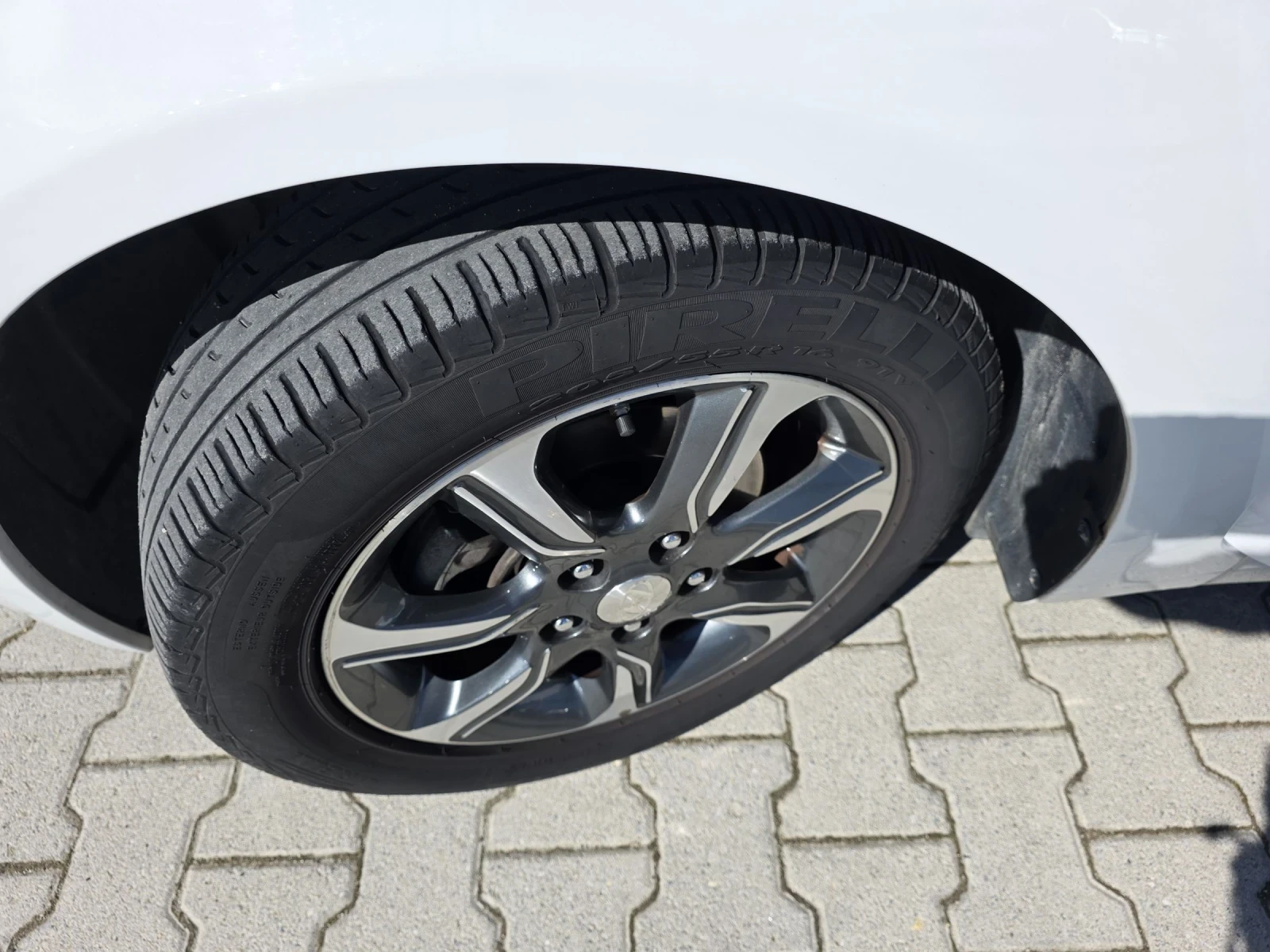 Hyundai Ix20 1.4i EURO 6B Лизинг, снимка 17 - Автомобили и джипове - 54109993