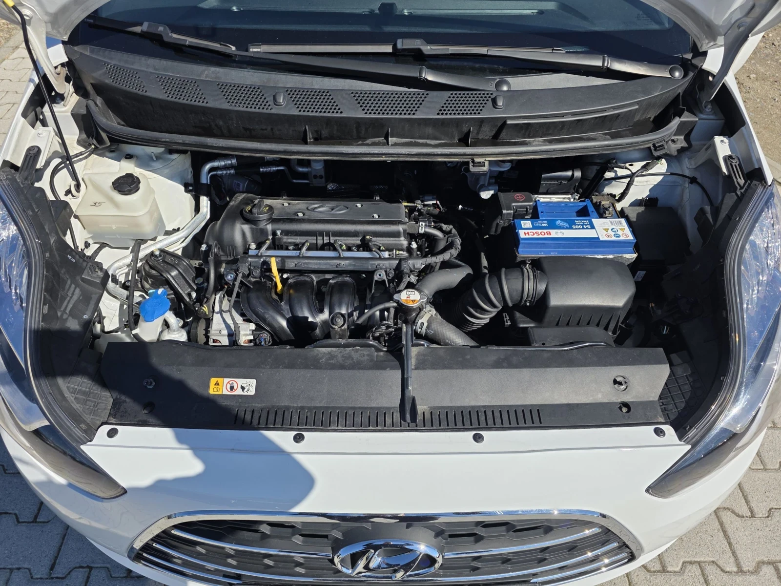 Hyundai Ix20 1.4i EURO 6B Лизинг, снимка 15 - Автомобили и джипове - 54109993