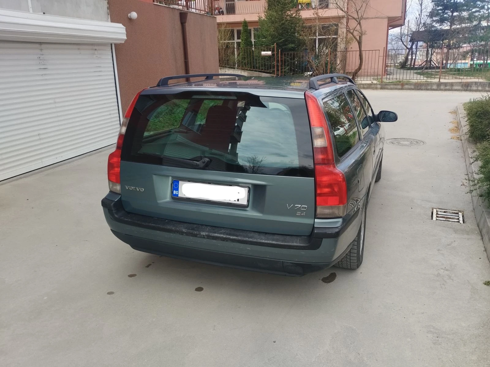 Volvo V70, снимка 6 - Автомобили и джипове - 54114663