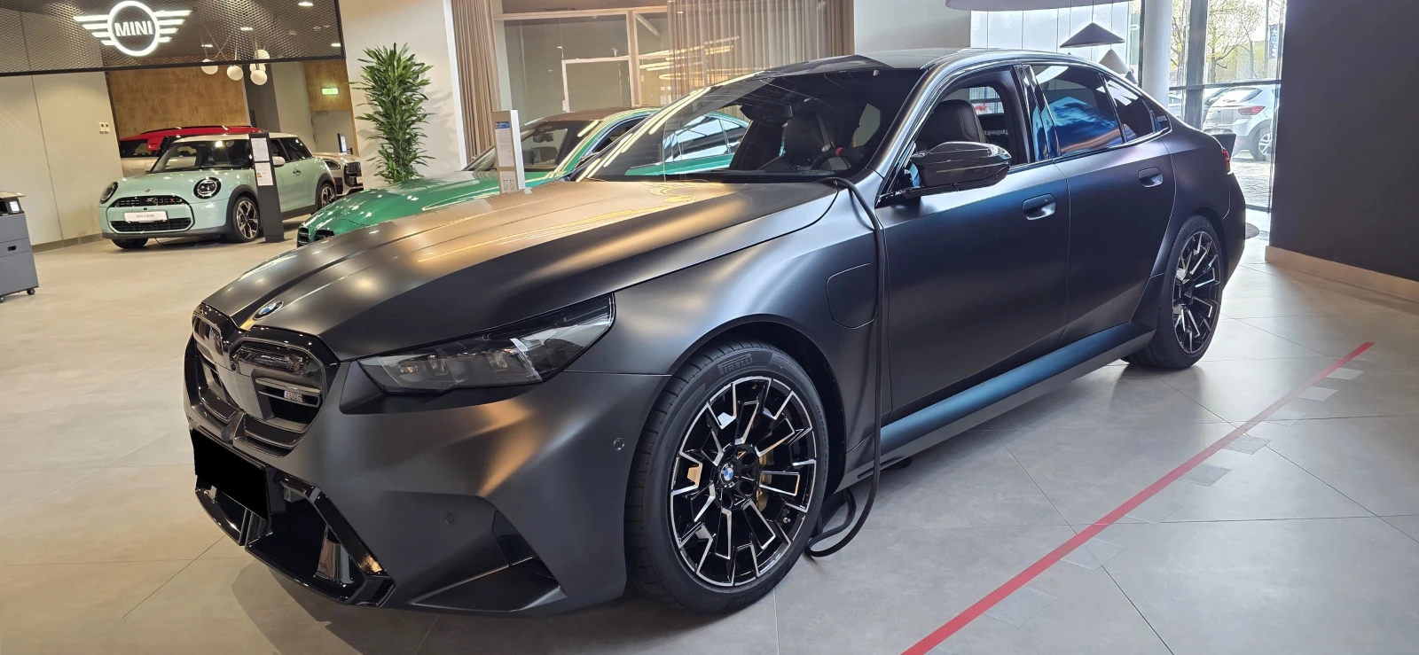 BMW M5 xDrive Hybrid 4.4 �win Turbo | Mobile.bg � ����������� 2