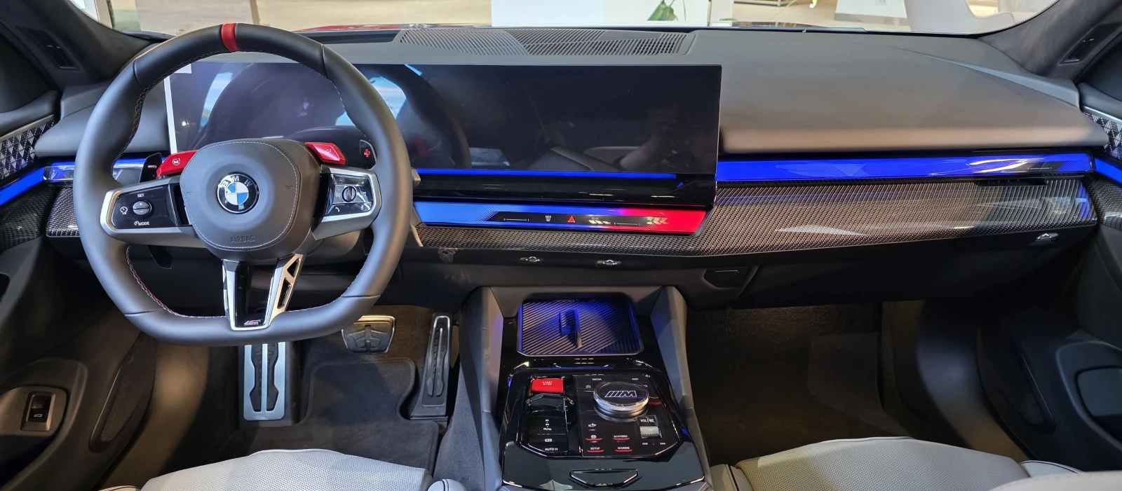 BMW M5 xDrive Hybrid 4.4 �win Turbo | Mobile.bg � ����������� 6