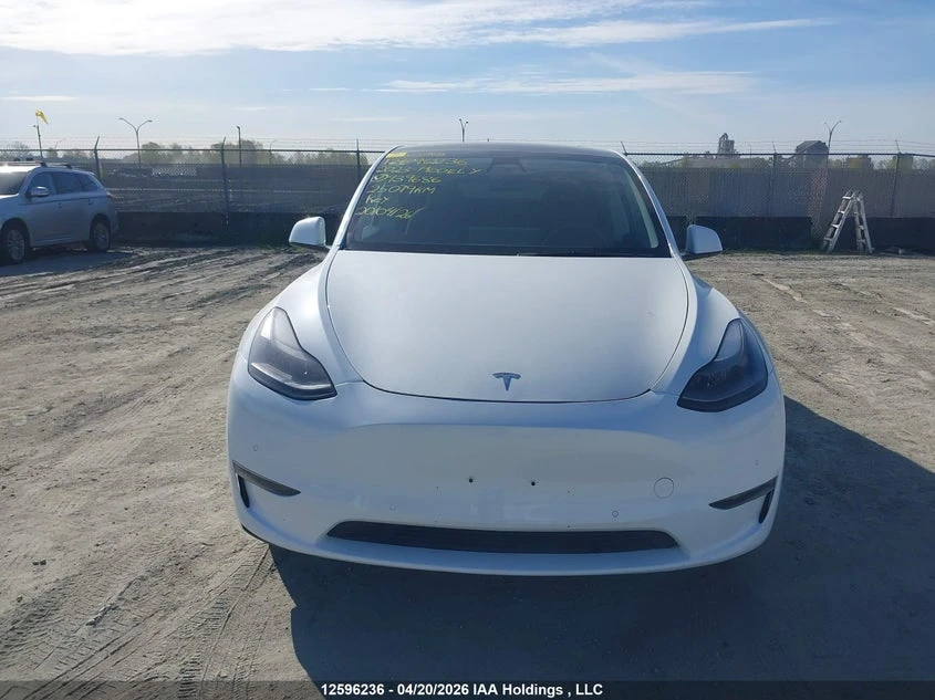 Tesla Model Y Rwd, снимка 12 - Автомобили и джипове - 54349296