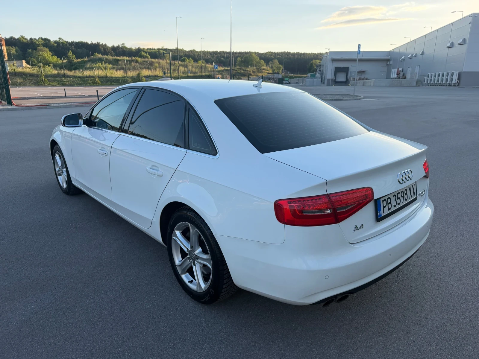 Audi A4, снимка 6 - Автомобили и джипове - 54700975