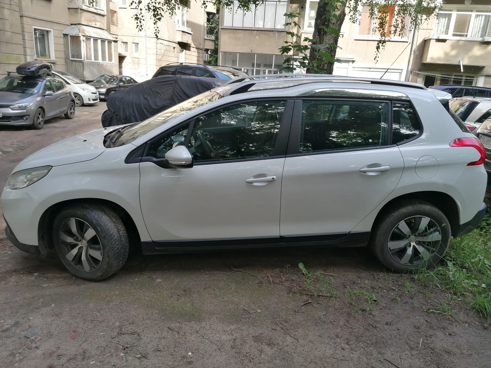 Peugeot 2008 Allure, снимка 3 - Автомобили и джипове - 54807664