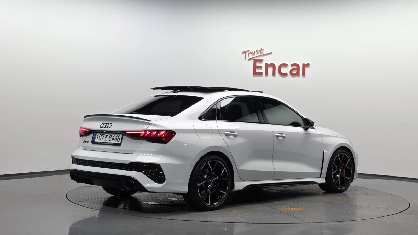 Audi Rs3 HUD* BLIND SPOT* ЛЮК* КРАЙНА ЦЕНА, снимка 2 - Автомобили и джипове - 55496038