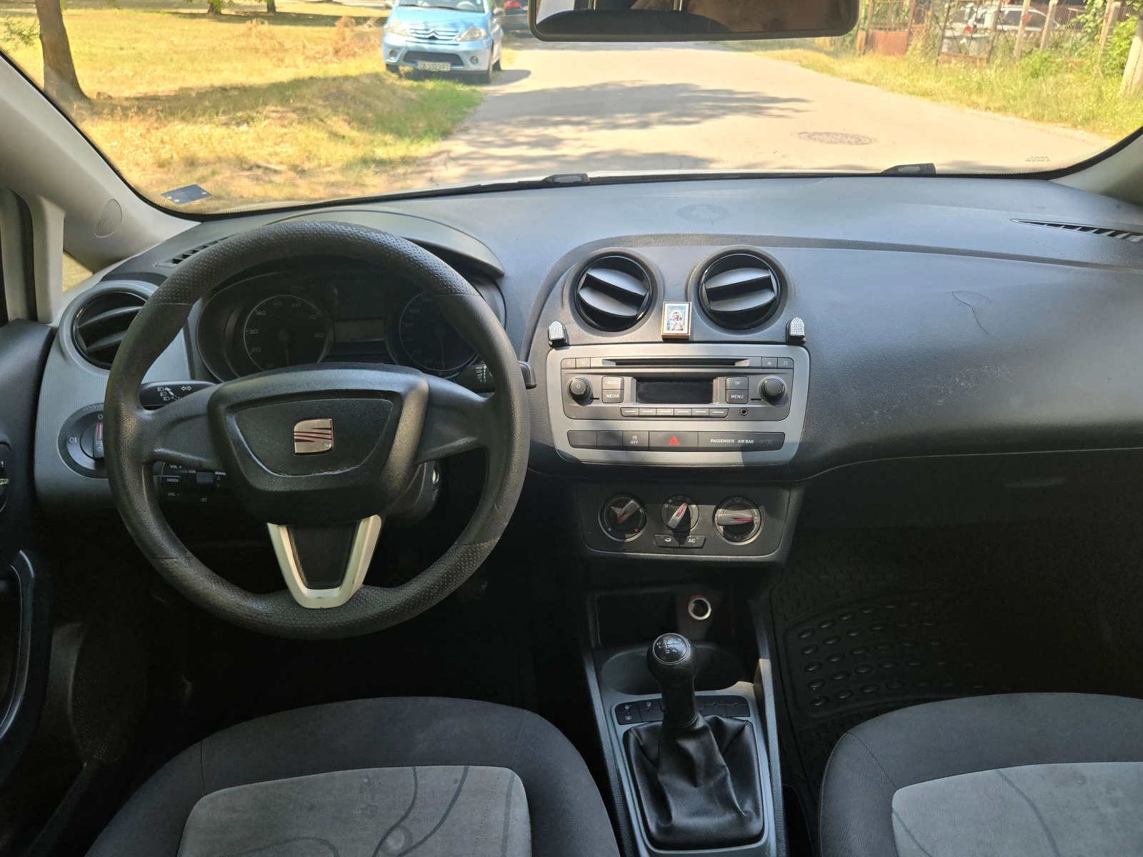 Seat Ibiza Фейслифт, снимка 9 - Автомобили и джипове - 55559086