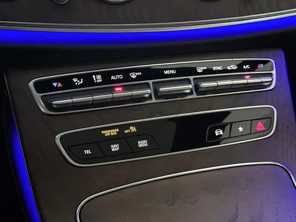 Mercedes-Benz E 350 4matic, снимка 14 - Автомобили и джипове - 55574730