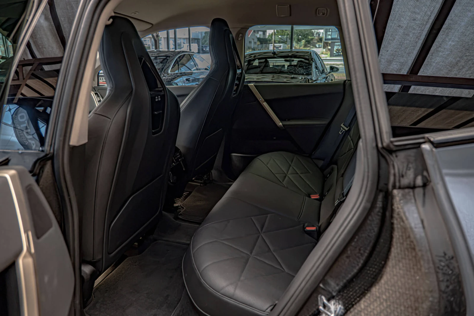BMW iX xDrive 50/Камера/Ambient/Laser/Sport Package/, снимка 8 - Автомобили и джипове - 55825290