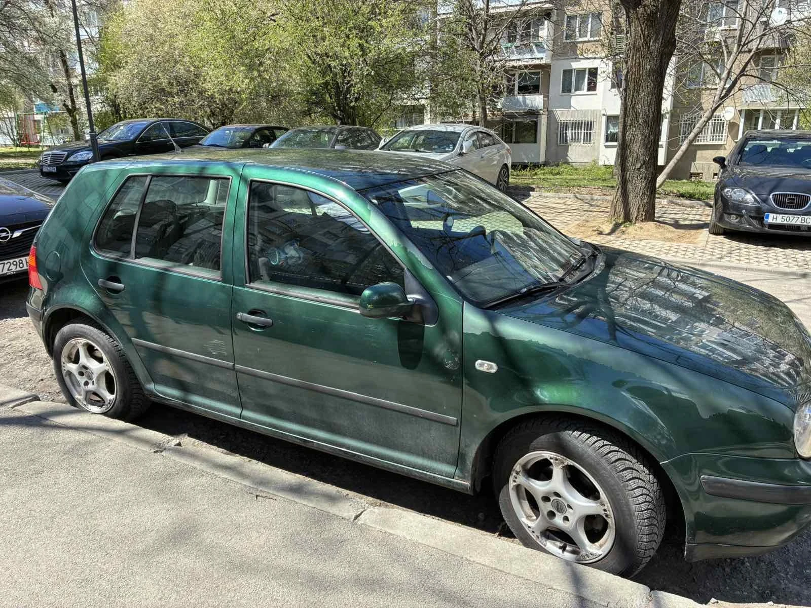 VW Golf, снимка 6 - Автомобили и джипове - 55953912