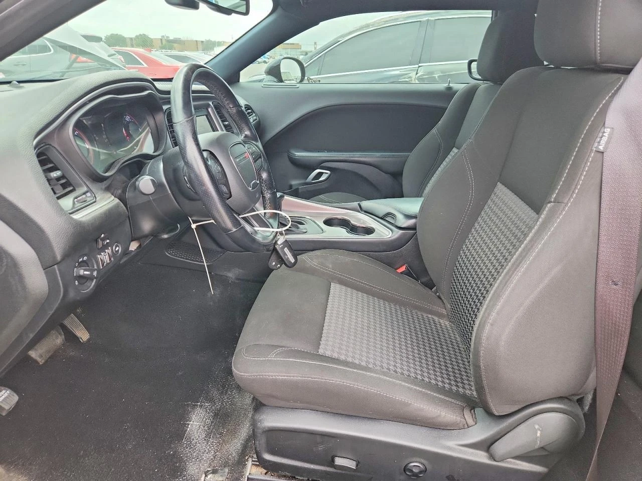 Dodge Challenger 3.6l Sxt, снимка 7 - Автомобили и джипове - 55995998