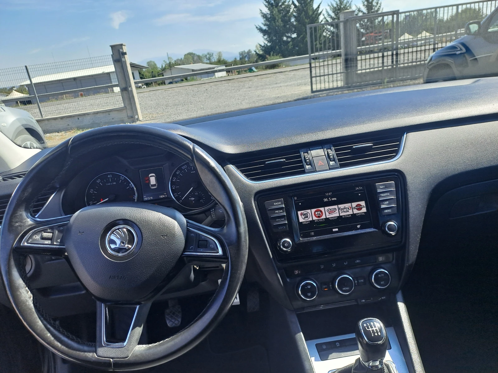 Skoda Octavia 1.4G- Tec Метан 110k.c. EURO6B, снимка 7 - Автомобили и джипове - 56128769