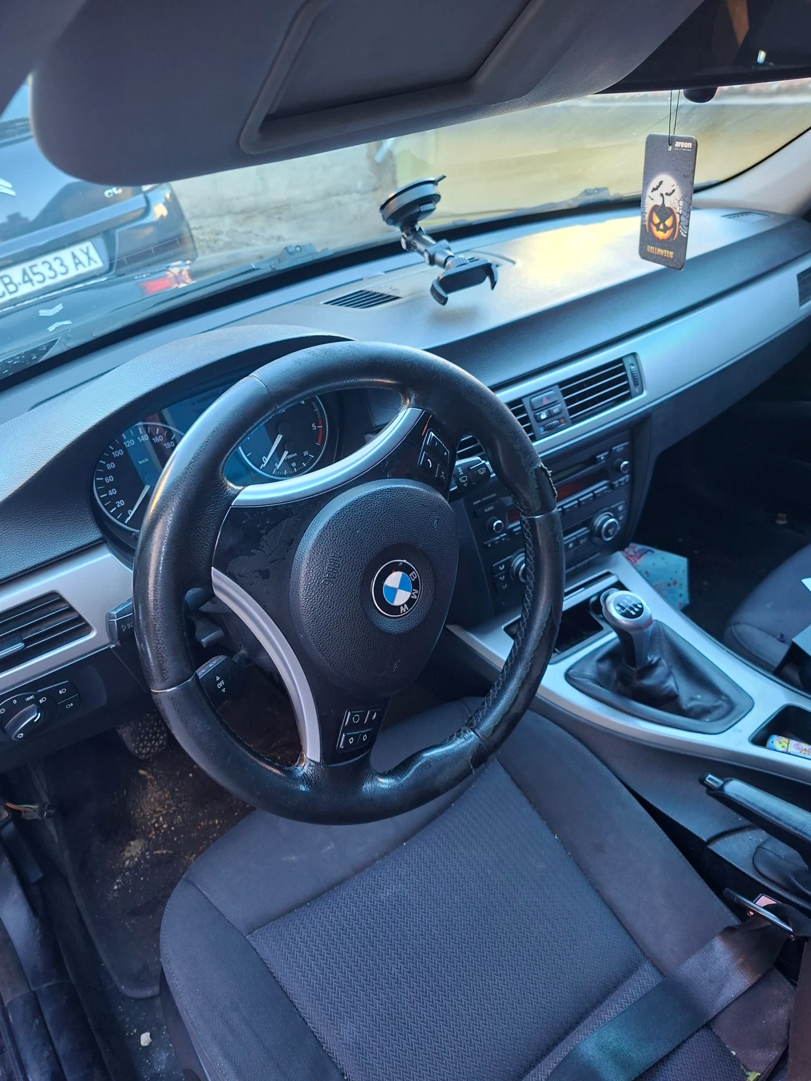 BMW 320, снимка 10 - Автомобили и джипове - 56603070