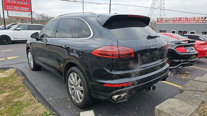 Porsche Cayenne S * Обдухване * Панорама, снимка 2 - Автомобили и джипове - 48676930