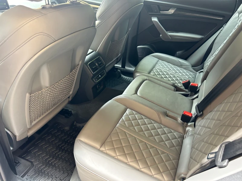 Audi SQ5 Въздушно/Всички екстри 119 000 КМ , снимка 8 - Автомобили и джипове - 51509902