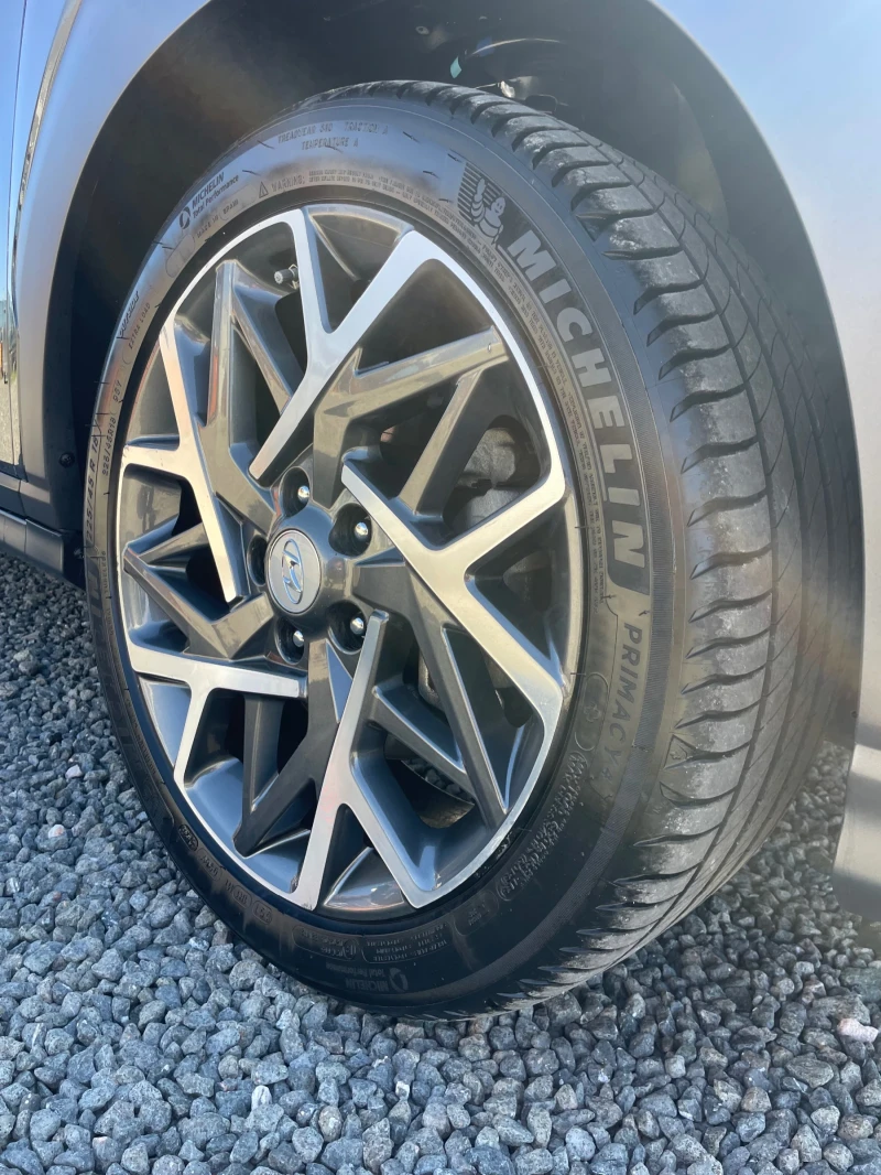 Hyundai Kona 1.6 Бензин хибрид автоматик, снимка 12 - Автомобили и джипове - 52122468