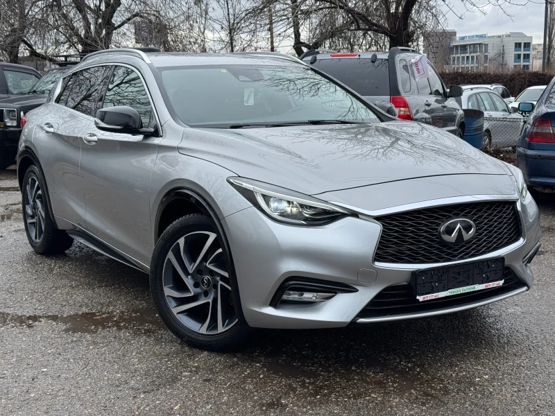 Infiniti Q30 Фул екстри ! Топ състояние!, снимка 3 - Автомобили и джипове - 53253795