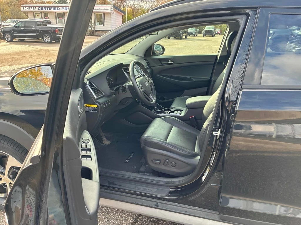 Hyundai Tucson * SE * CARFAX *    | Mobile.bg   16