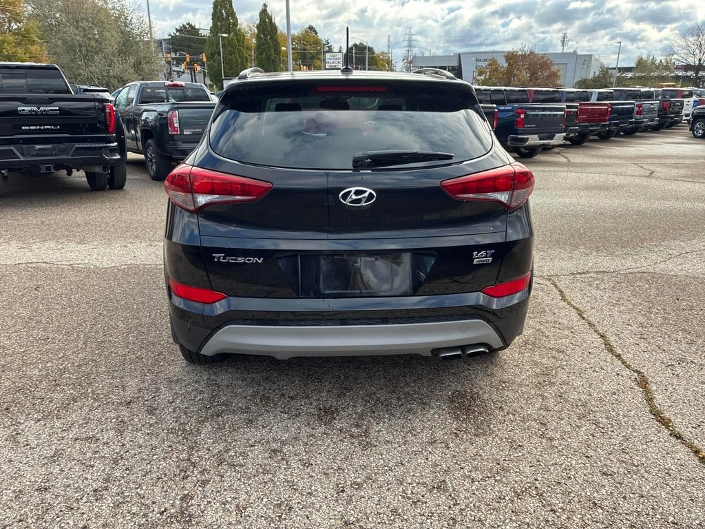 Hyundai Tucson * SE * CARFAX *    | Mobile.bg   4