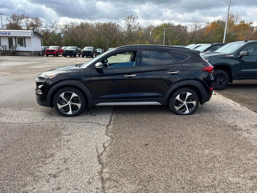 Hyundai Tucson * SE * CARFAX *    | Mobile.bg   2